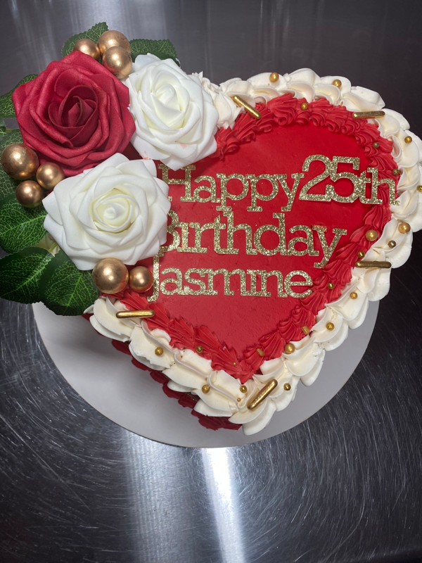 Buy White Shining with Red Heart Cake for Love (1kg) in Gurgaon | Cake For  You
