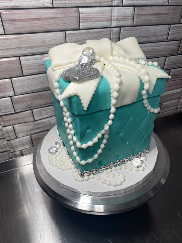 Tiffany & Co. Box Cake